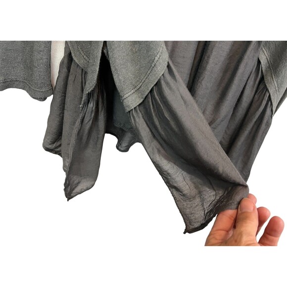 Tempo Paris Tunic Top  Women's S  Boho Lagnelook Charcoal Knit w Woven Ruffle - Picture 5 of 8